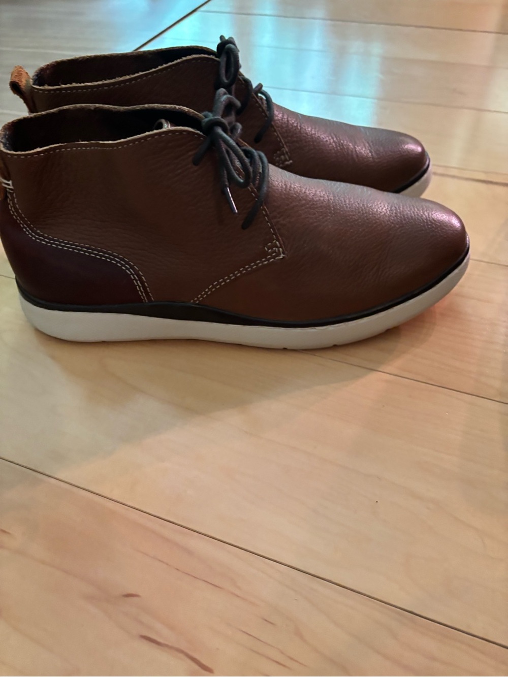 Johnston & Murphy Men's Brown Leather Chukka Boots - 9.5 - Picture 4 of 7